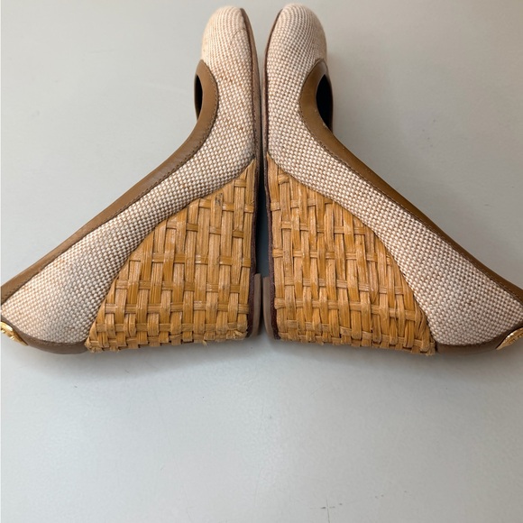 Tory Burch Brown and Cream Woven Wedges - Picture 11 of 15